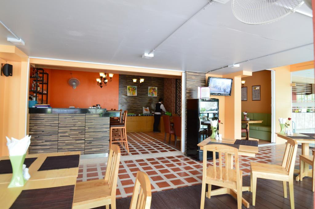 Hotel Grand Nai Harn Suites