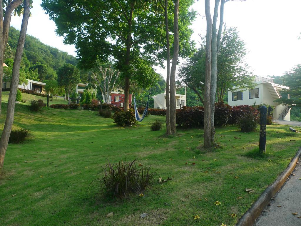 Resort Hi-scene Suan Phueng