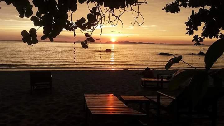 Guest house Kohjum Seafront