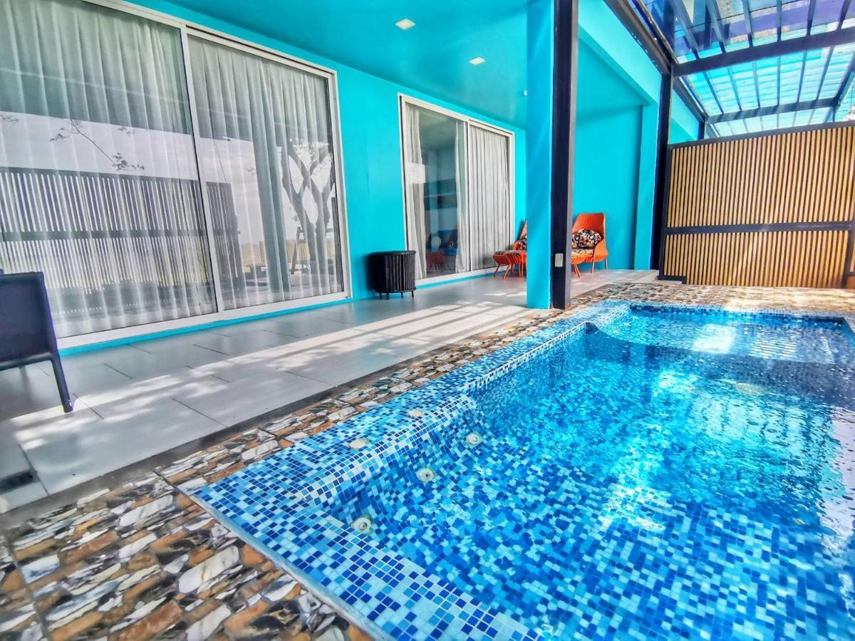 Walk Boutique 4*