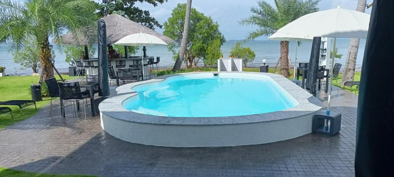 Beachfront Pool And