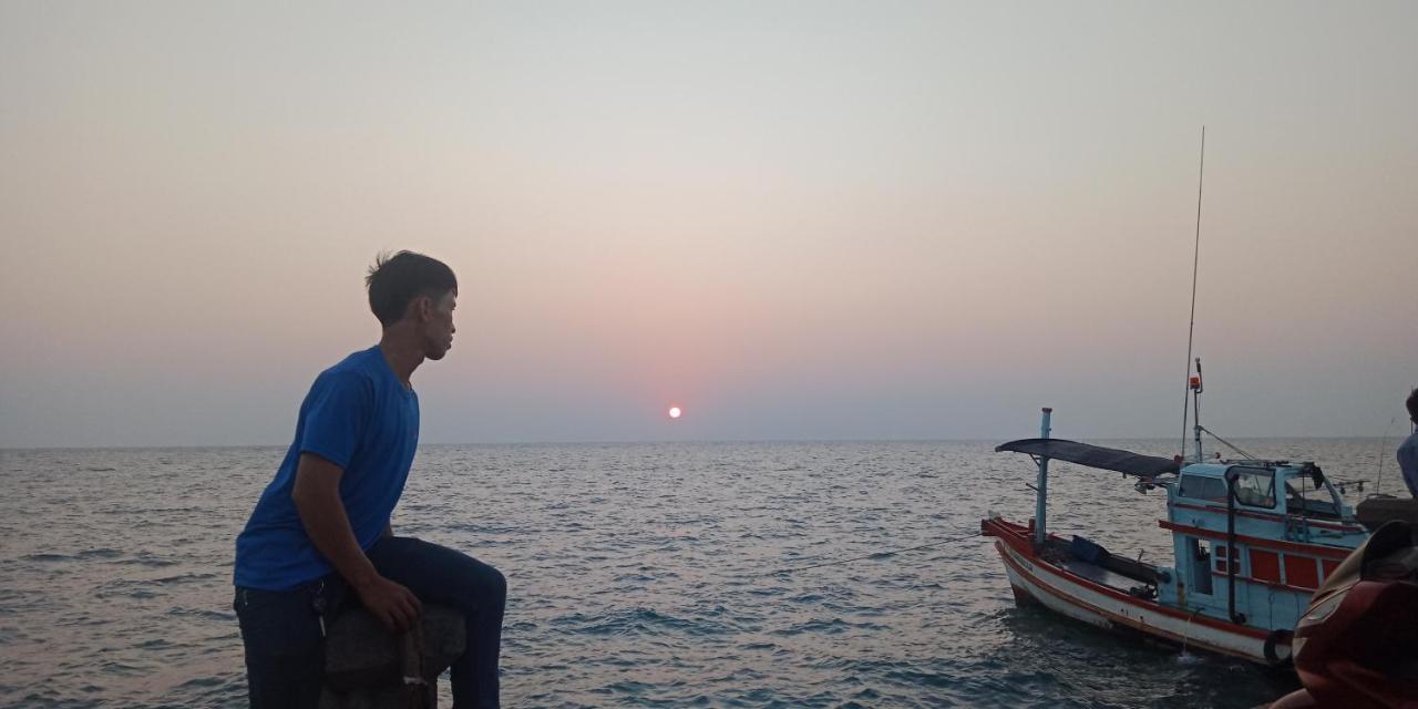 Yahle เยห์เล่วิลล่า Chao Lao Beach