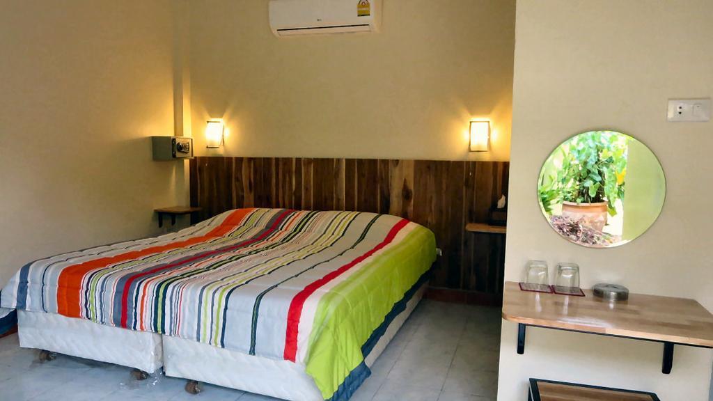 Hostel Dao - Dao Cafe Bang Lamung