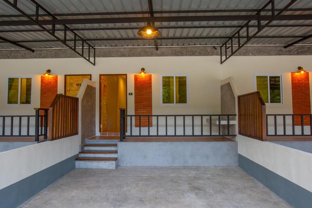Hotel Phangnga Keeree & Gallery 3*