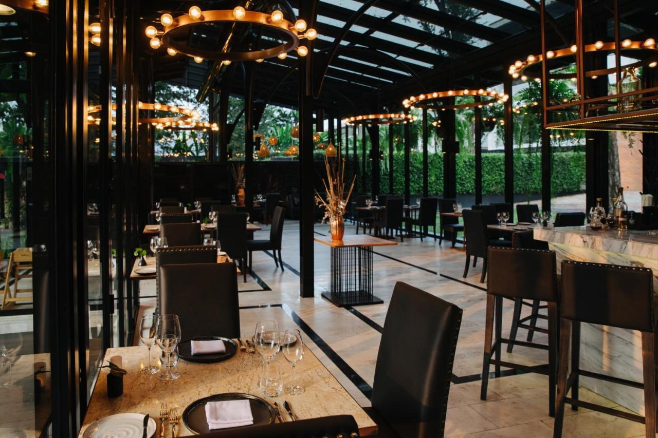 Resort Cross Riverside - Formerly X2 Riverside Chiang Mai