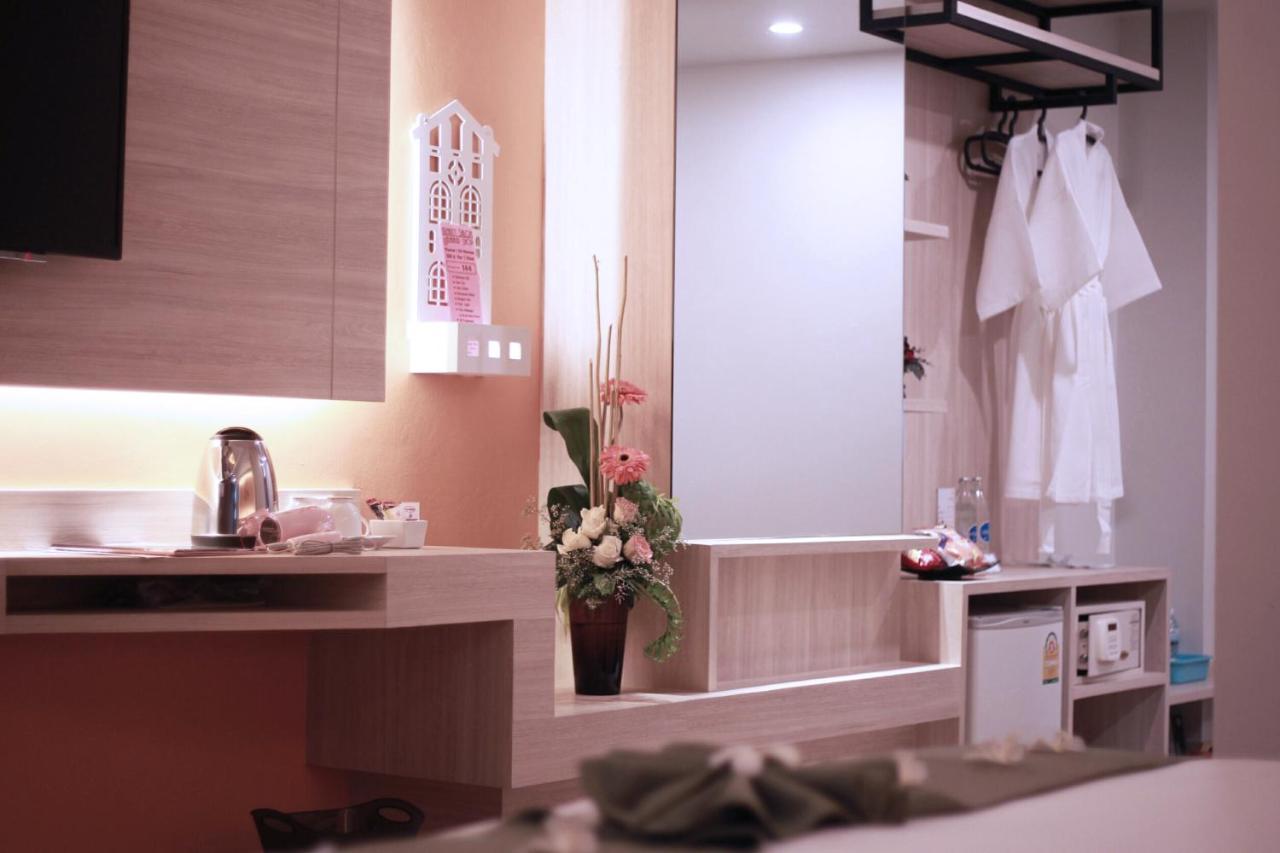 Hotel Levana Pattaya Hotel - Sha Extra Plus