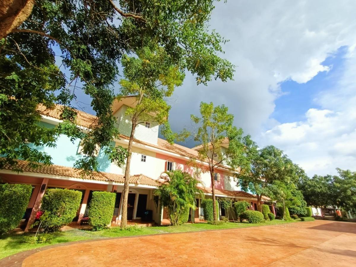 P.paradise Kamphaeng Phet