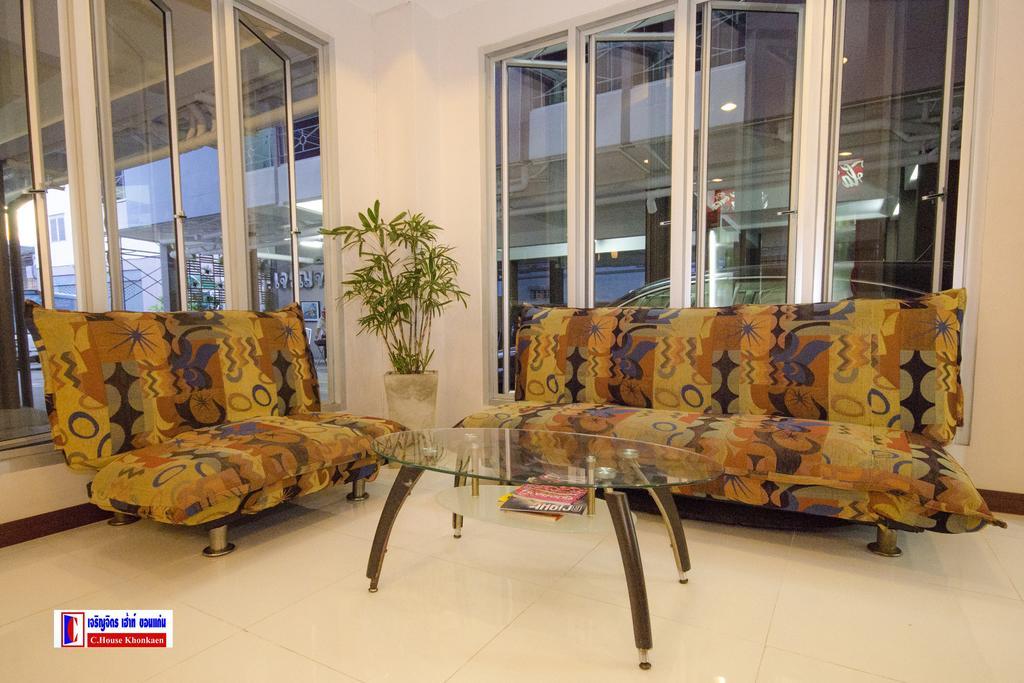 Charoenchit House Hotel 2*