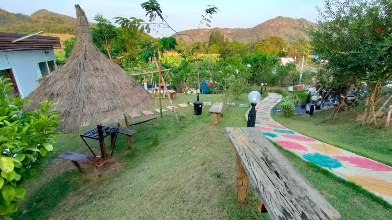 Baan Mai Hom Guest house Suan Phueng