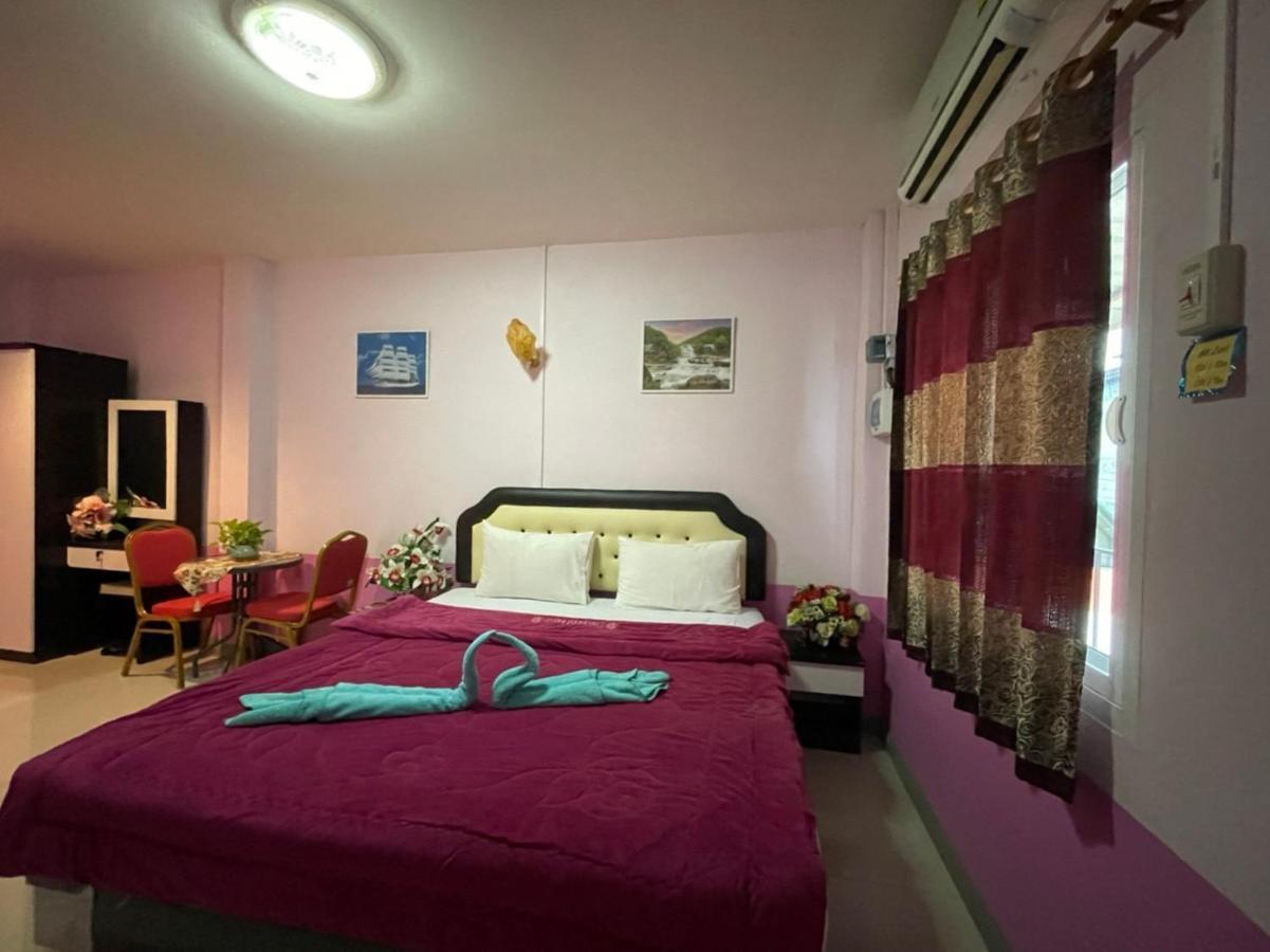 Diamond Hotel *