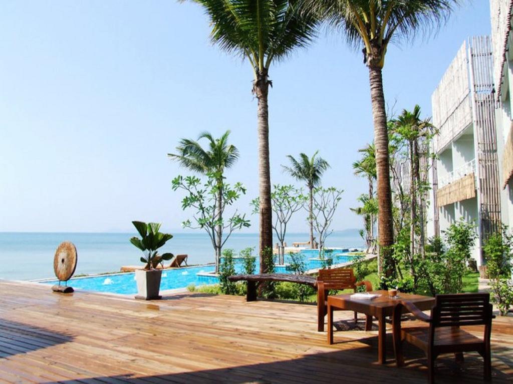 Bari Lamai Resort 3*