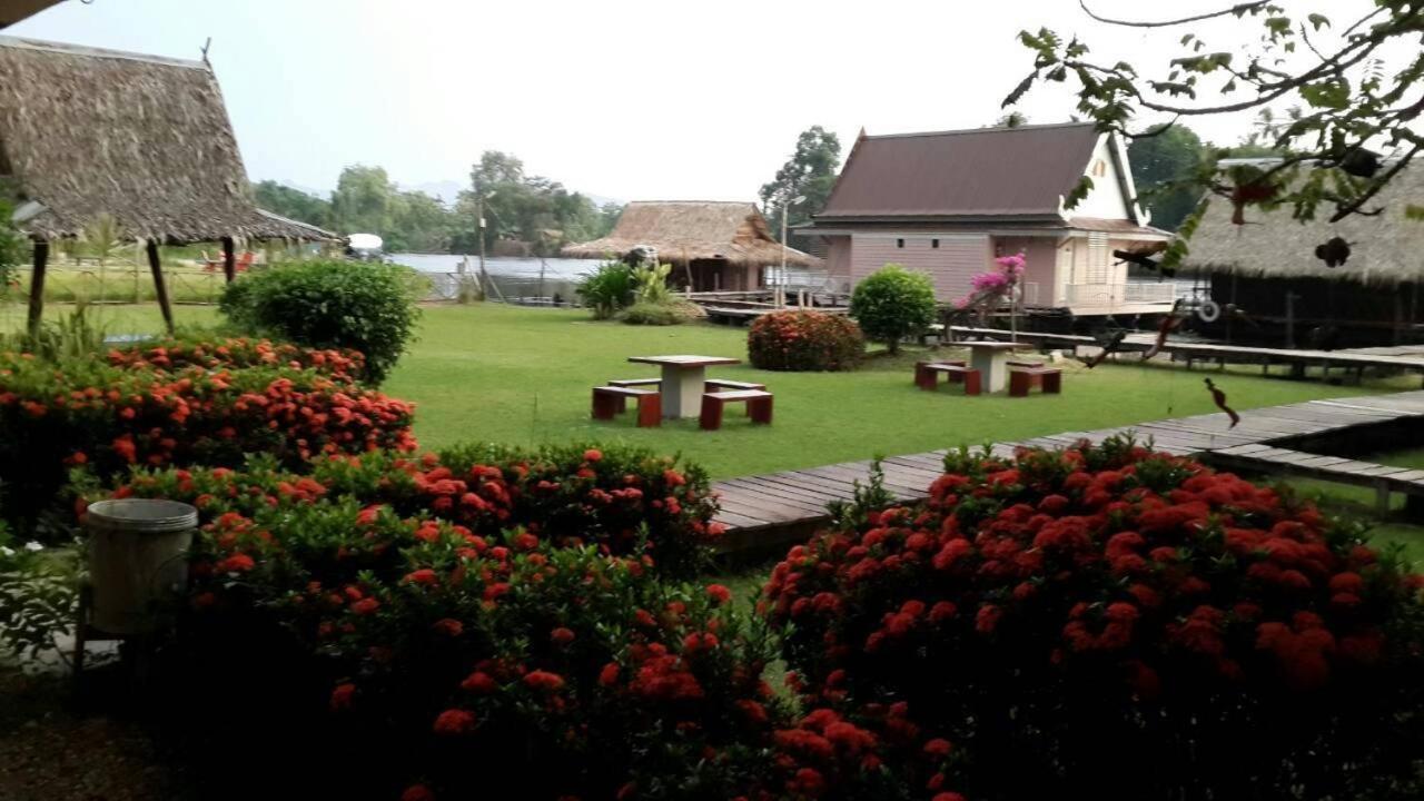 Bamboo House Resort