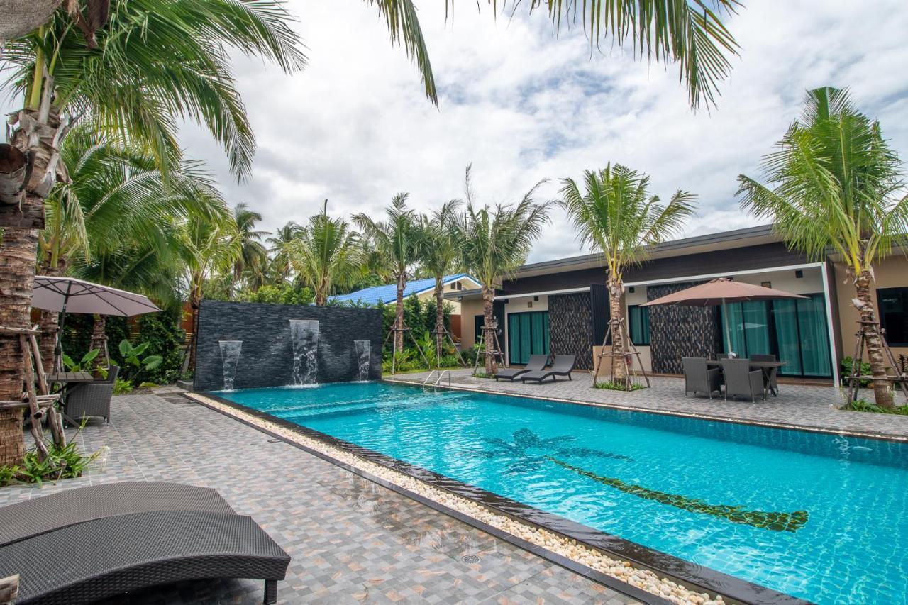 Coco Pina Resort 3*