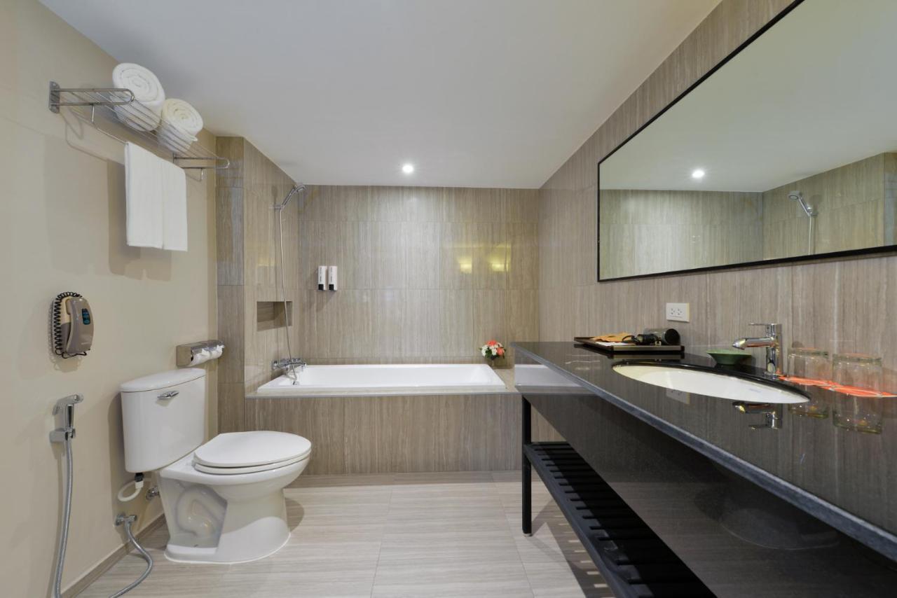 Tinidee Bangkok Golf Club - Sha Certified Pathum Thani