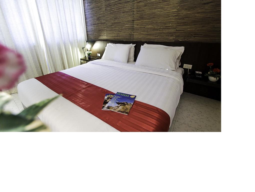 Hotel The Ratchathani 3*