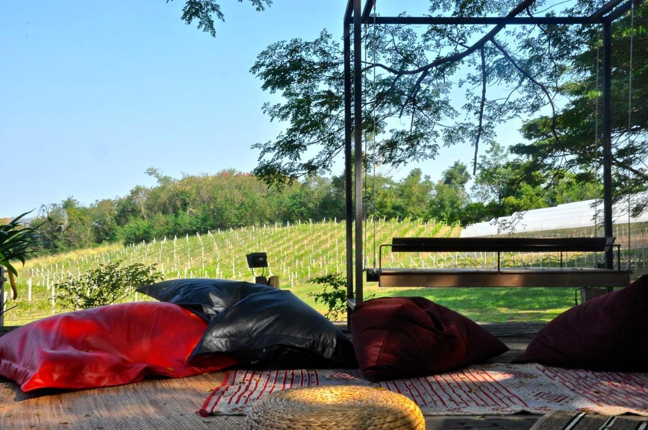Issara Boutique Winery