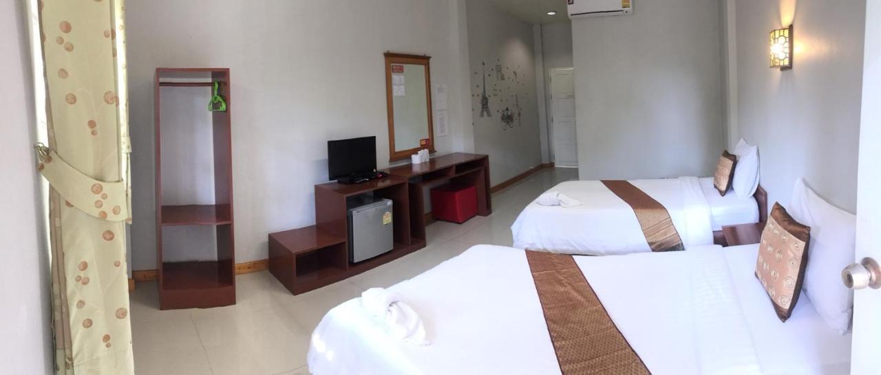 Resort Bamboo House Kanchanaburi