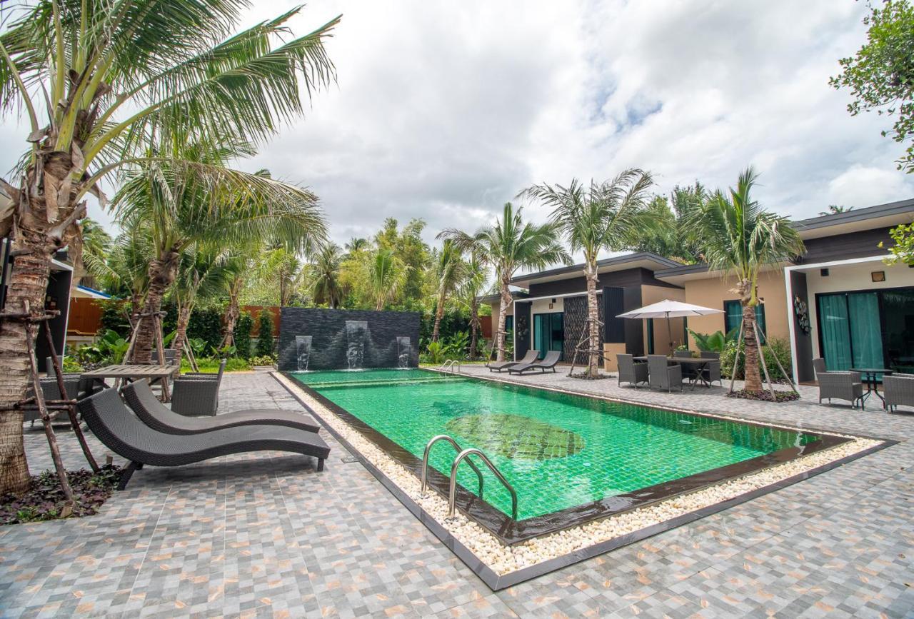 Coco Pina Resort Prachuap Khiri Khan