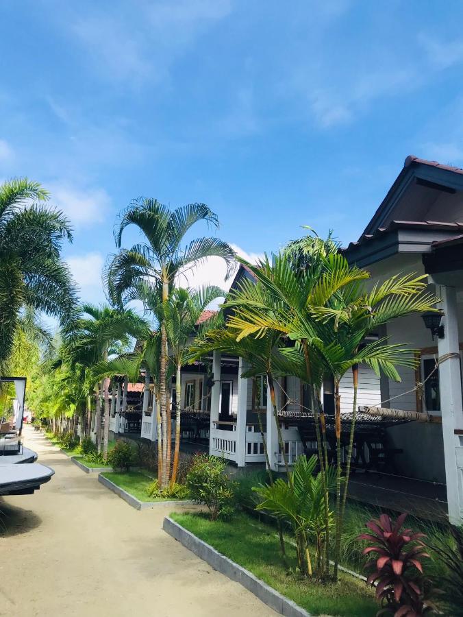 Resort Haad Yao Bungalows 2*