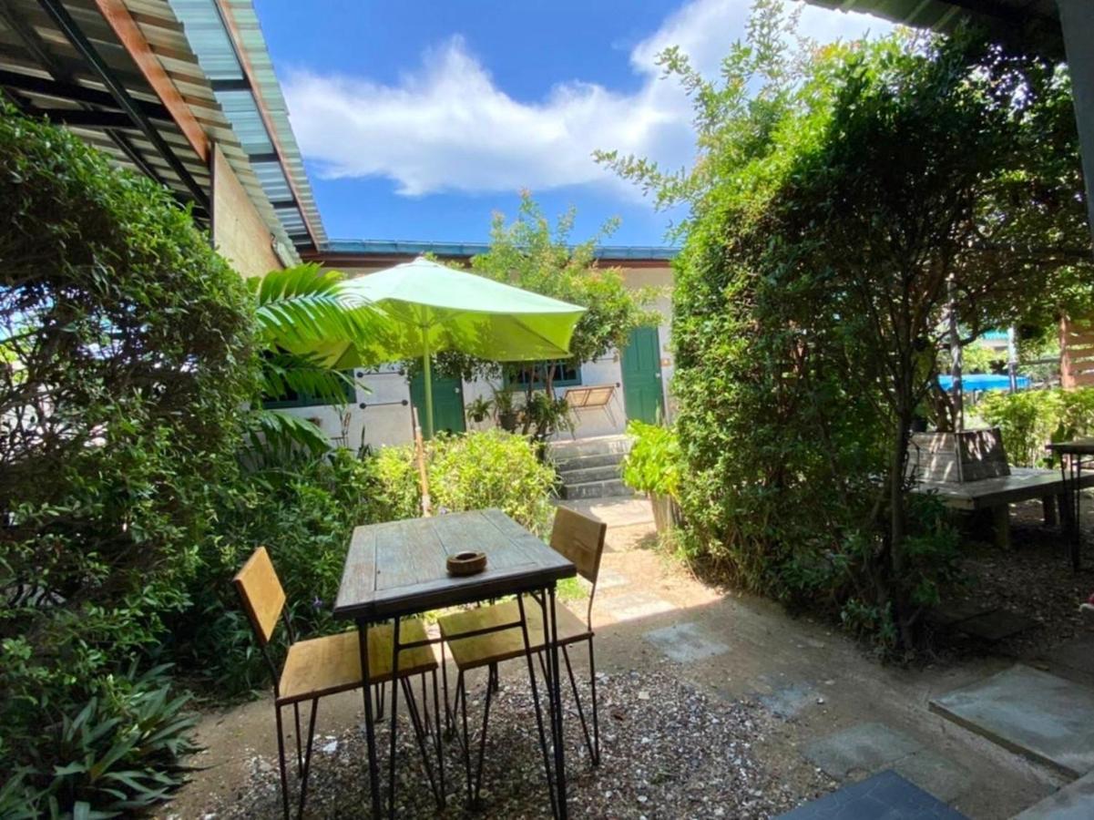 Guest house Samanta By The Sea (adults Only) Ko Lan