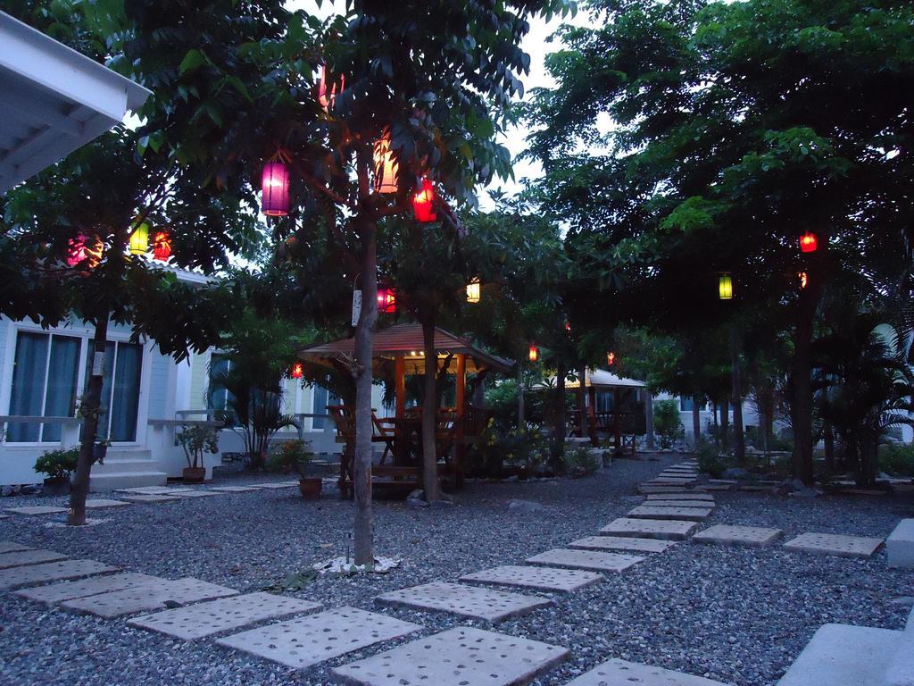 Charlie's Resort