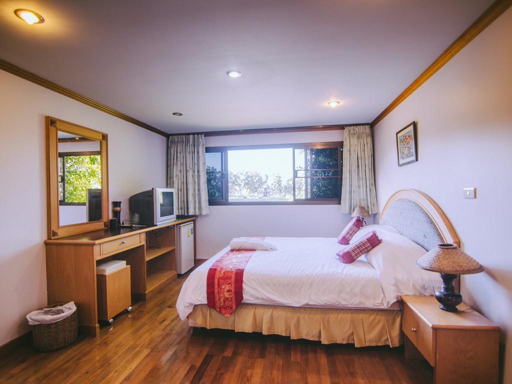 Tanita Lagoon 3* Udon Thani