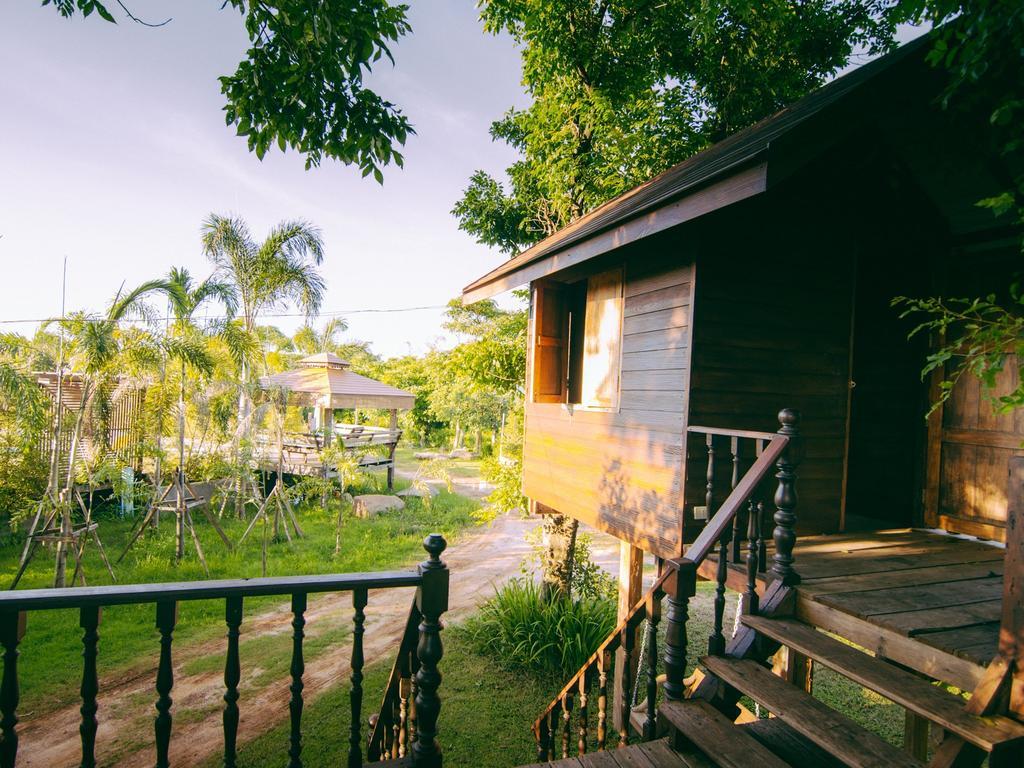 Tanita Lagoon Hotel 3*