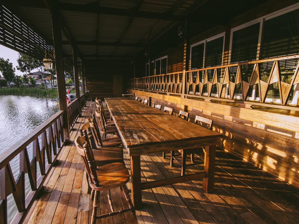 Tanita Lagoon Hotel