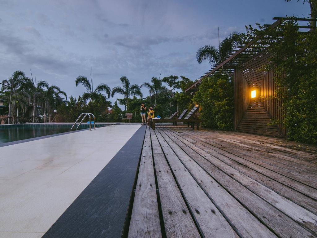 Tanita Lagoon Hotel 3*