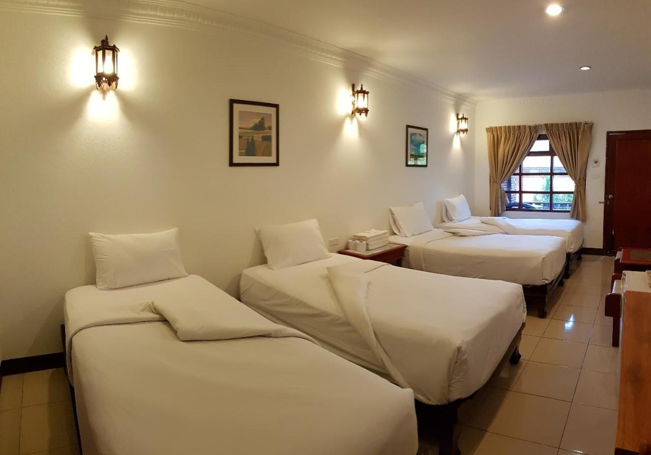Hill Hotel 3*