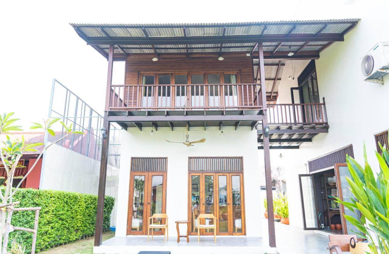 Resort The Bank River House Ayutthaya 3*