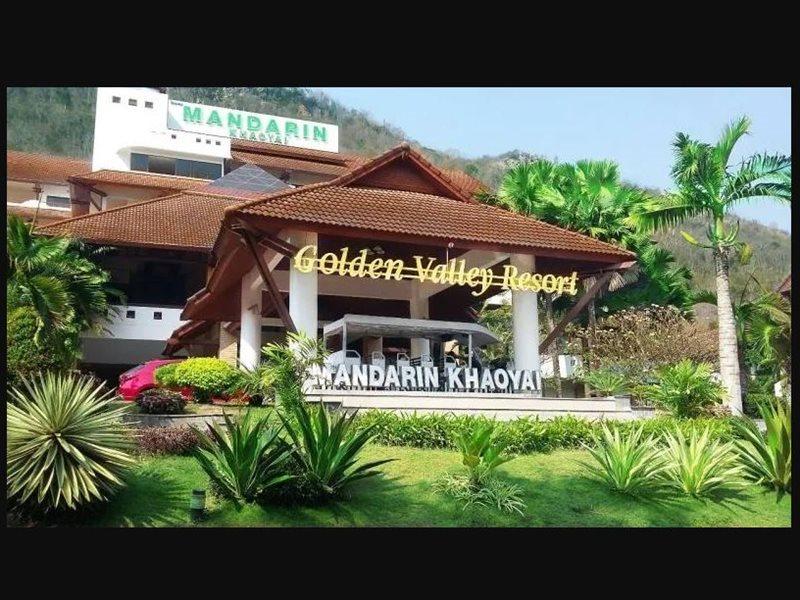 Hotel Mandarin Golden Valley And 3*