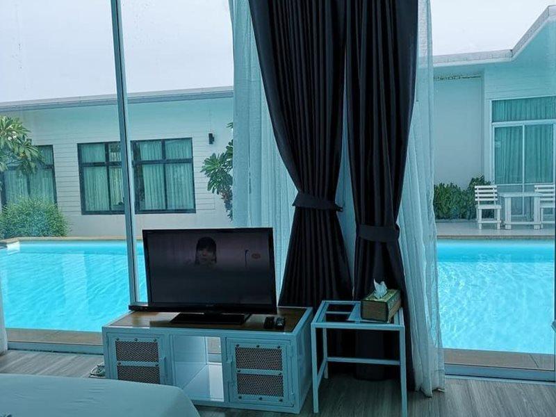 Baancivilize Resort 4*