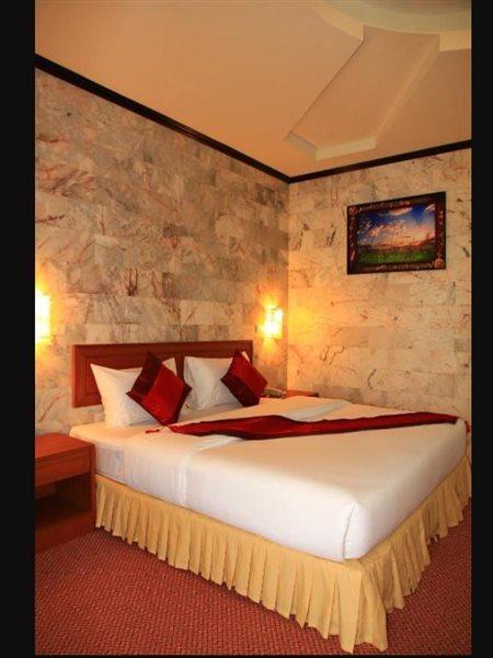 Hotel Golden Dragon 3*