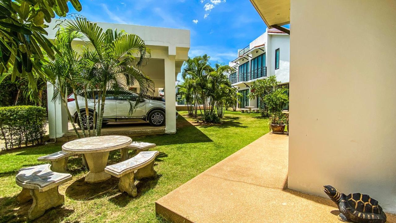 Sunrise Villa *