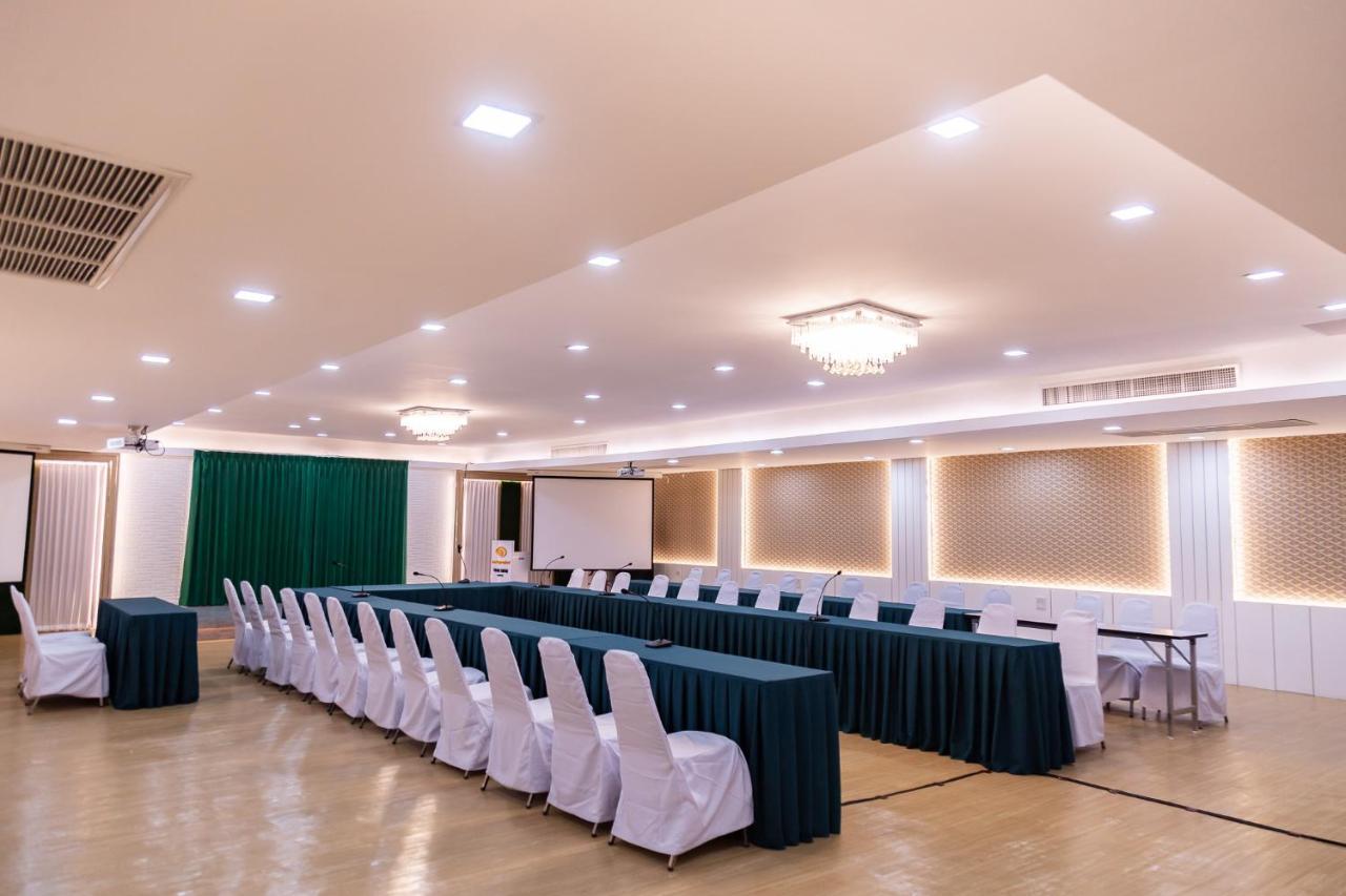 The One Surat Hotel Surat Thani