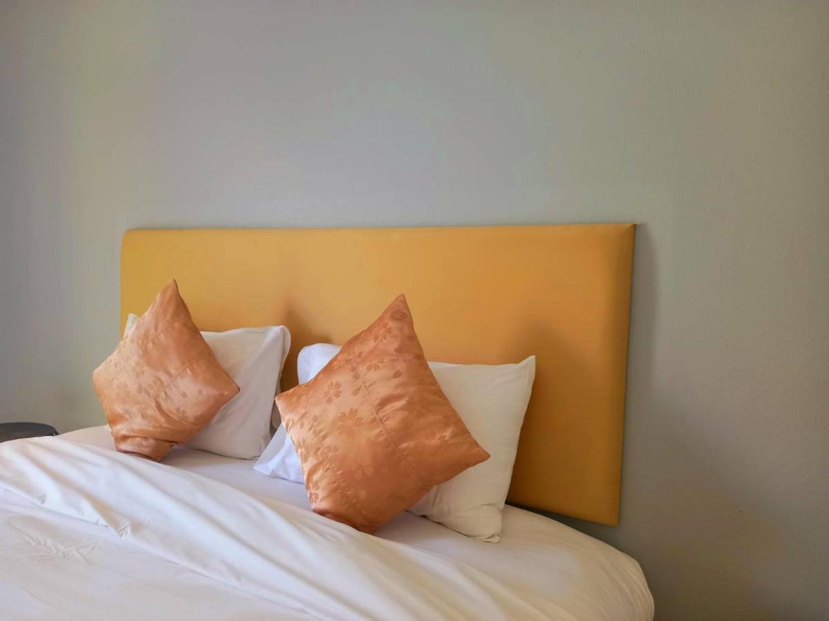 Resort Sanae Hua Hin 4*