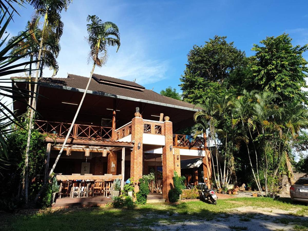 Ashi Chiangdao Guest house *