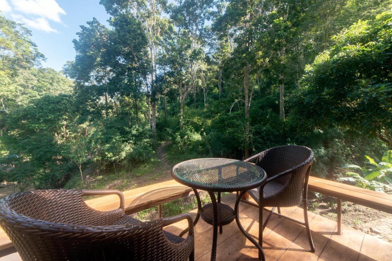 Tawan Riverside Resort *