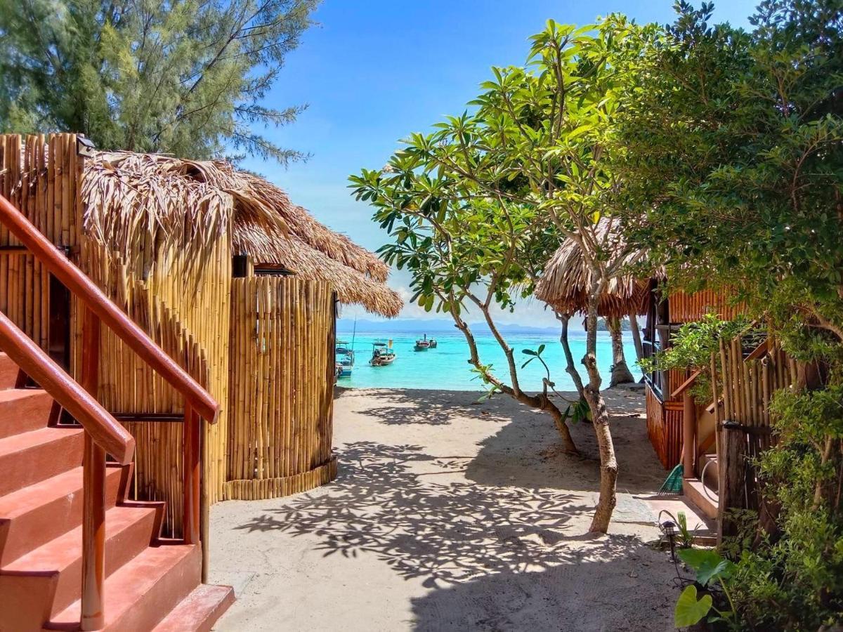 Sea To Moon Bed & Breakfast