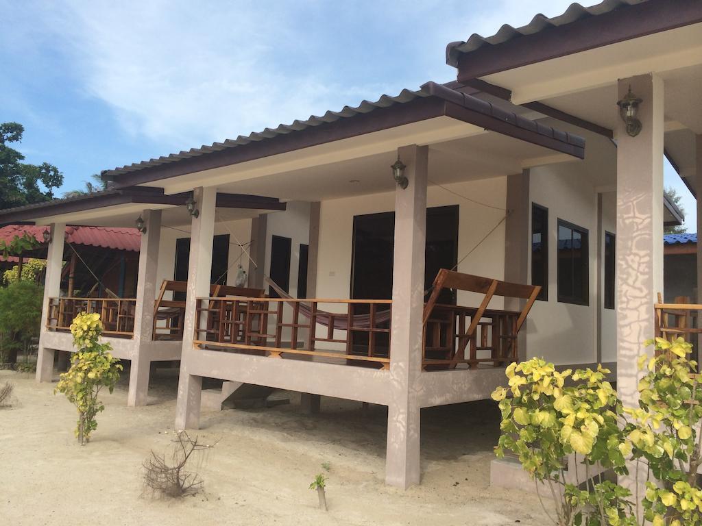 Resort Seaview Rainbow