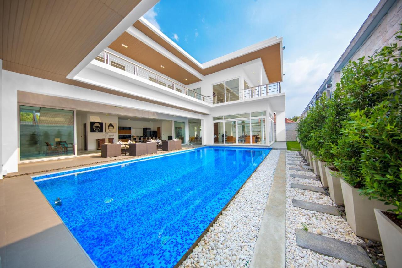 Davinci Pool Pattaya * Jomtien Beach