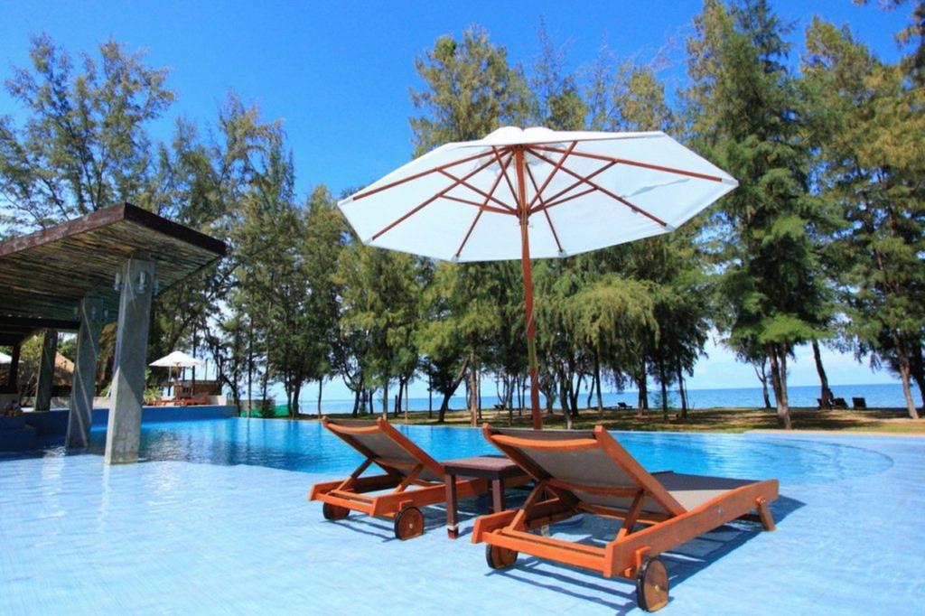 Casuarina Hotel Cha-Am