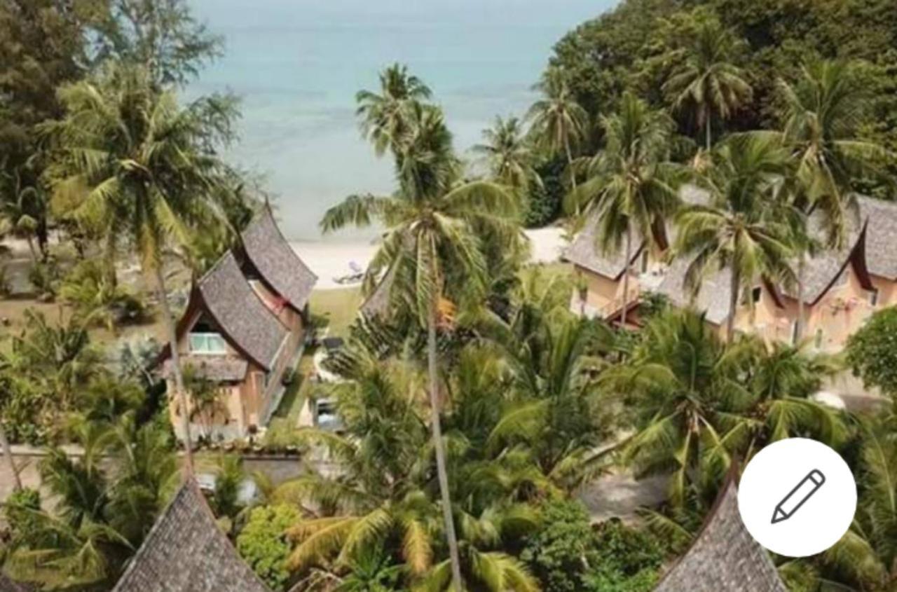 Villa Vitamin Sea