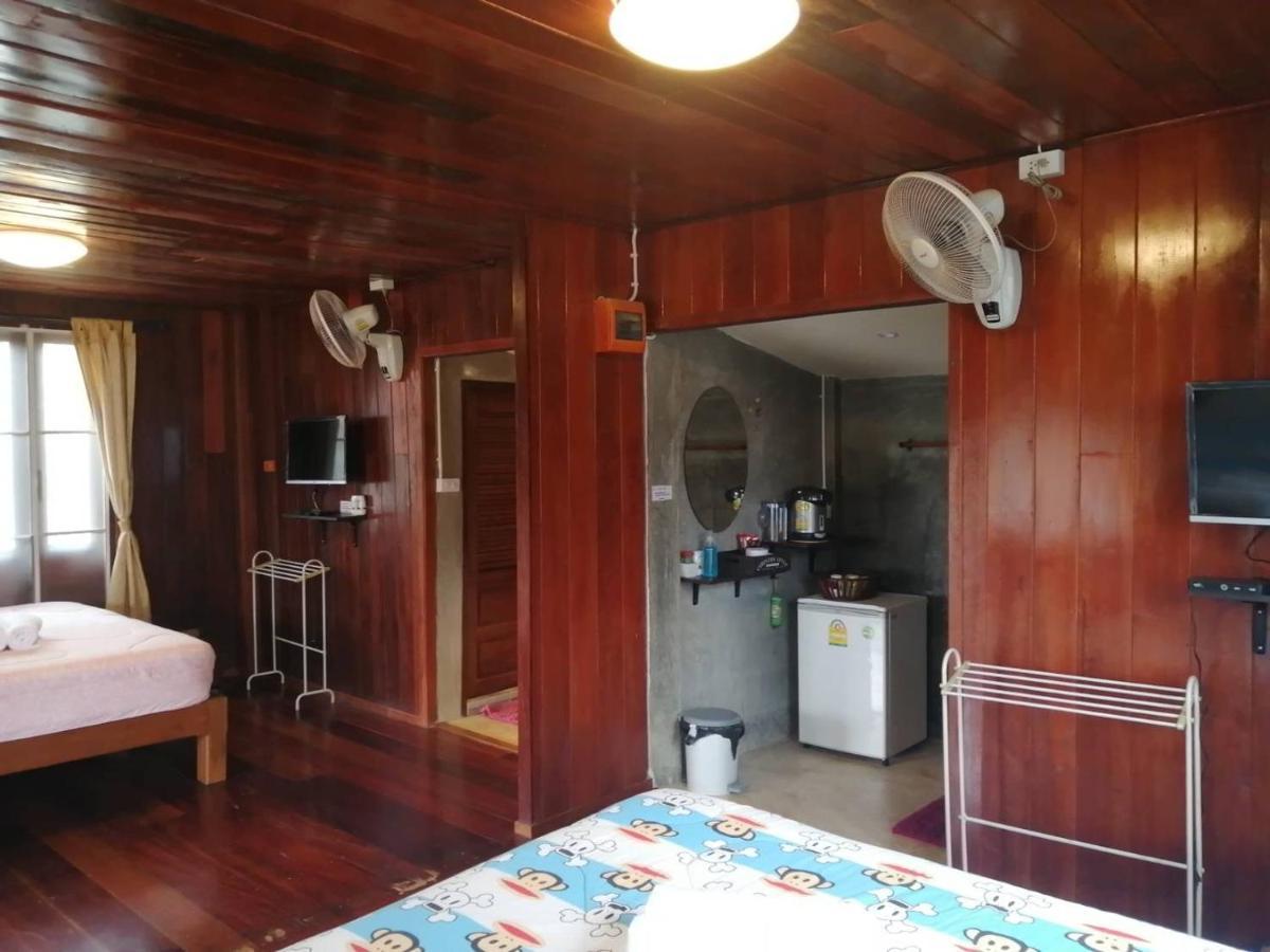 Guest house Bann Mai Sai Mhog Khao Kho