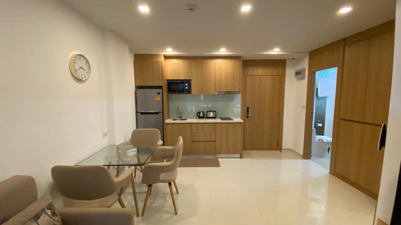 City Garden Tropicana Private Inclusive Condominium In Apartment Pattaya