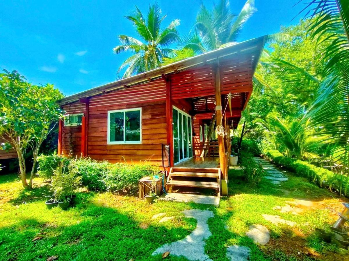Resort Mook Montra Sea Front Koh Mook