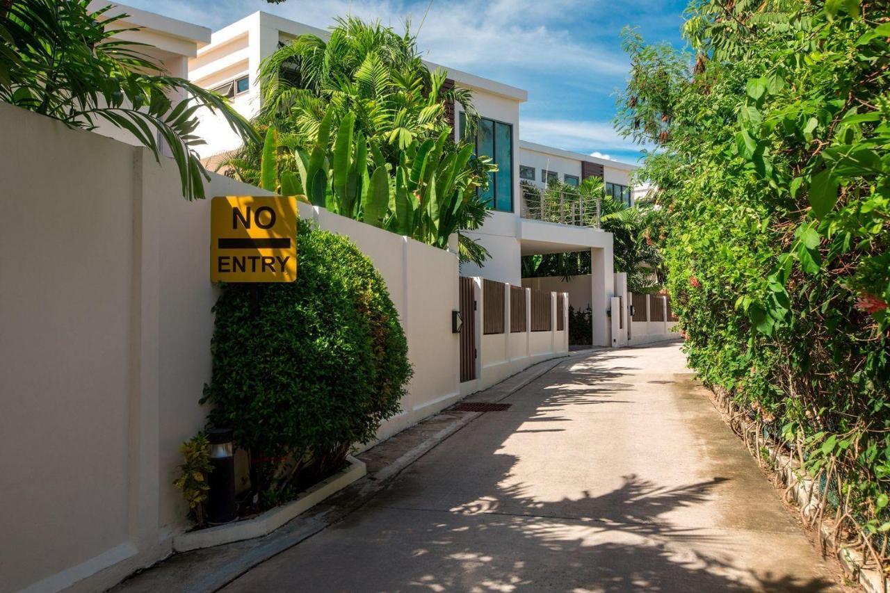 Raja | 4br Private Pool In The Gated | Villa *