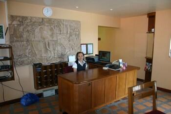 Hilltop Hotel