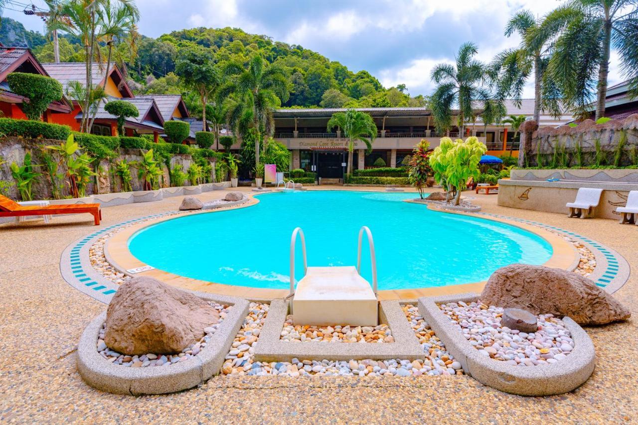 Resort Diamond Cave Railay Beach
